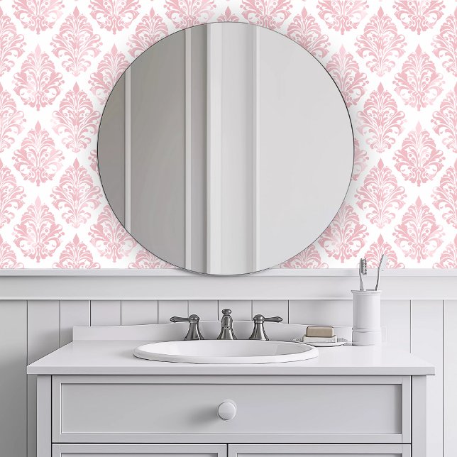 Monochromatisches Eleganfarben Tapete (Monochromatic Elegant Pink Wallpaper in a white bathroom.)