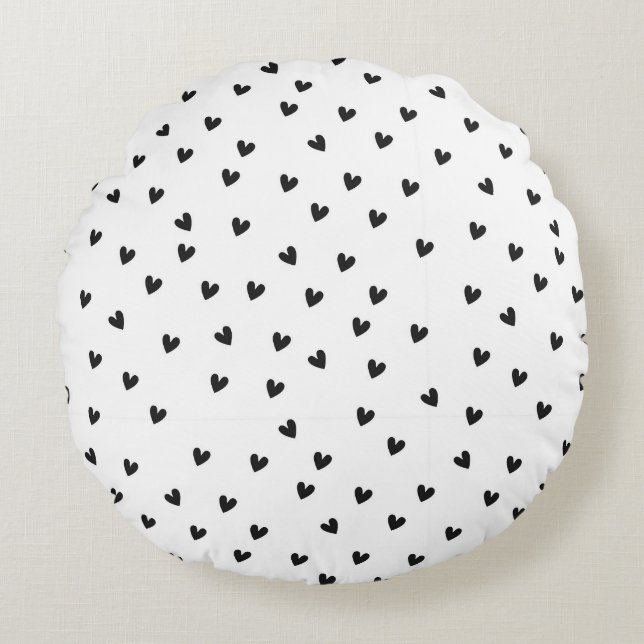 Monochrome Black and White Heart Pattern Rundes Kissen (Vorderseite)