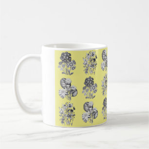 Monochrome Blume auf gelbem Hintergrund Kaffeetasse