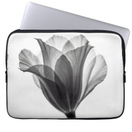 Monochrome botanical fine art photograph laptopschutzhülle