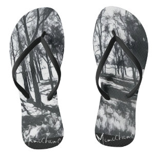 Monochrome Landschaftsskizze Flip Flops