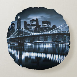 Monochrome New York Skyline Nightscape Rundes Kissen