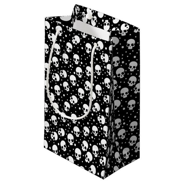 Monochrome Polka Dot Skull Kleine Geschenktüte (Vorderseite Schrägansicht)