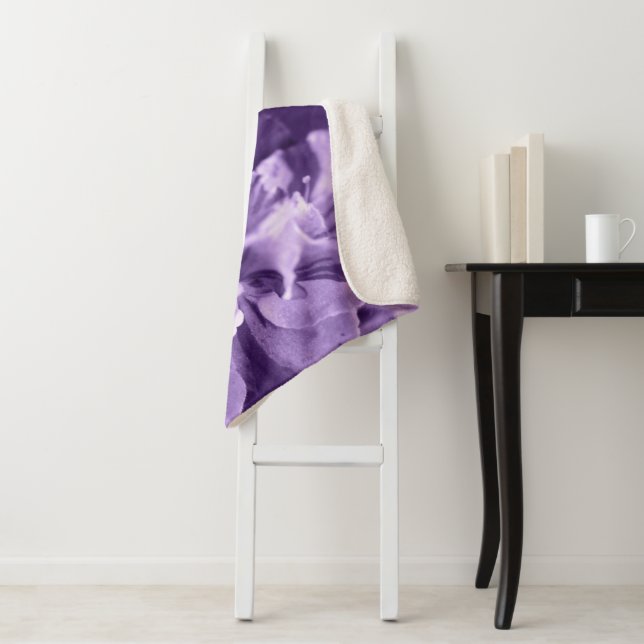 Monochrome Violette Sherpadecke (Beispiel)