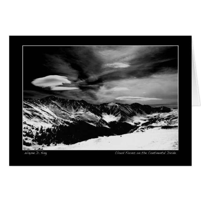 Monochrome Wolkenform über der Kontinentalspalte (Vorderseite (Horizontal))