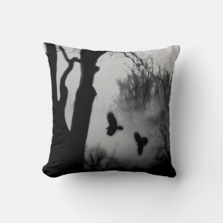 Monochtomer Nebel Kissen