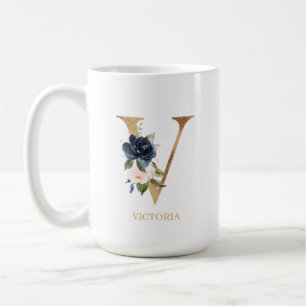 Monografischer Navy Blush Floral Letter "V" Person Kaffeetasse