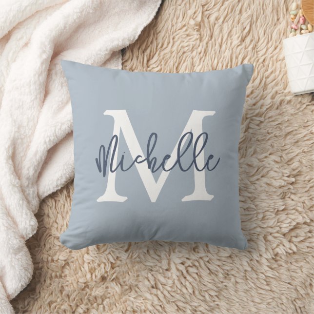 Monogram Anfangsname Script Dusty Blue Kissen (Decke)