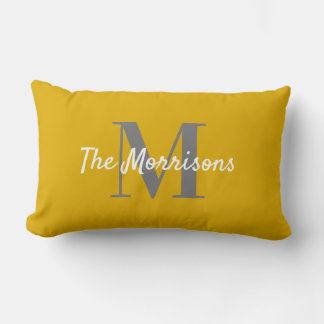 Monogram, Big Family Name, Solid Senf Gelb Lendenkissen