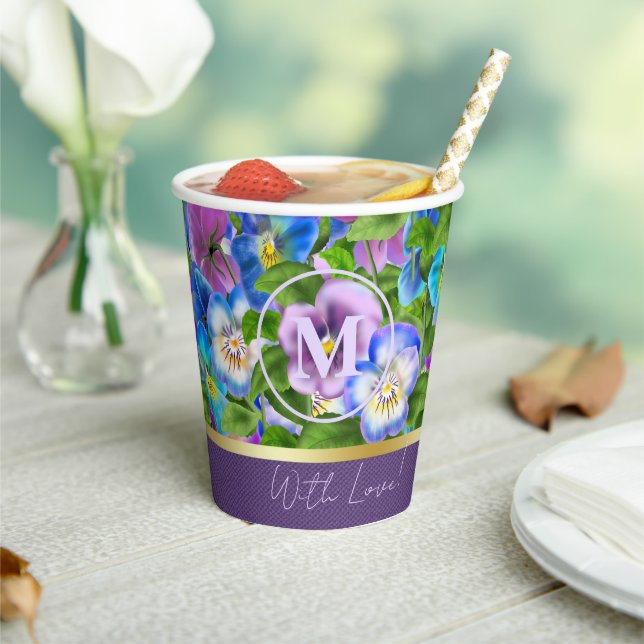 Monogram Birthday Pansy Violet Blume Wasserfarbe Pappbecher (In Situ)