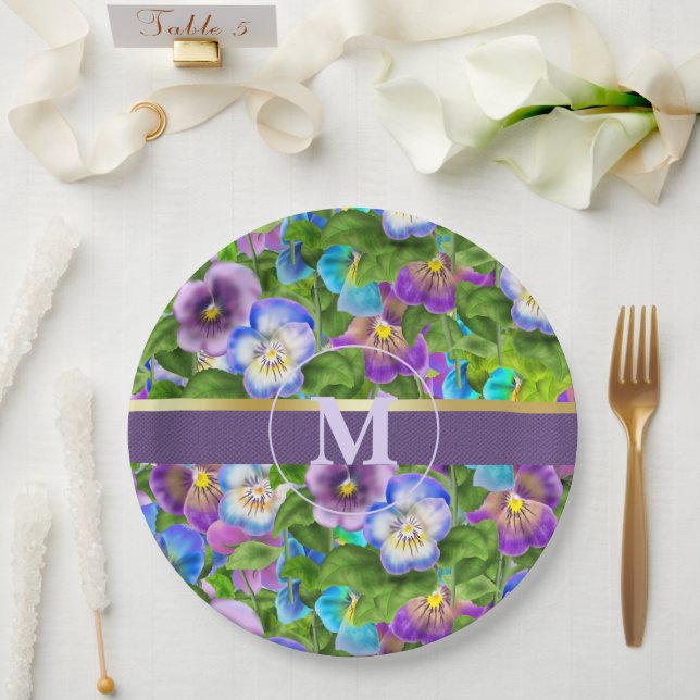Monogram Birthday Pansy Violet Blume Wasserfarbe Pappteller (Hochzeit)