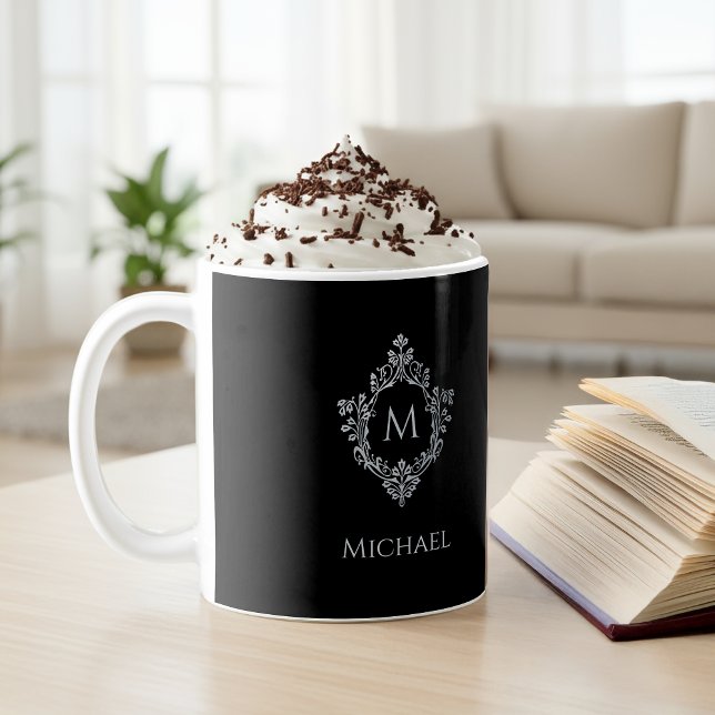 Monogram Black Elegant Vintag Wappen Initial Name Kaffeetasse (Von Creator hochgeladen)