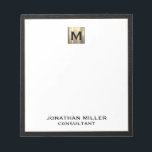 Monogram Black Gold Initial Notizblock<br><div class="desc">Mit diesem mit Monogramm Notizblock mit klassischer Blocktypografie und einem schwarzen Lederdruckrahmen mit gebürstetem Goldmedaillionenmonogramm stärken Sie Ihr Schreibwarenspiel. Das Notizblock enthält Platz für den eigenen Text, z. B. Ihren Namen und Titel, sodass es sich perfekt für den persönlichen oder beruflichen Gebrauch eignet. Verwenden Sie es, um Noten, Ideen und...</div>