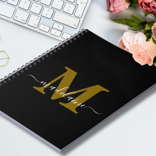 Monogram Black Notebook Custom Initial & Name Notizblock (Von Creator hochgeladen)