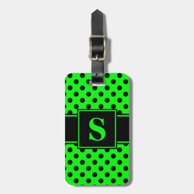 Monogram Black Polka Dots on Lime Green Gepäckanhänger (Vorderseite vertikal)