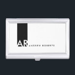 Monogram Black Red Clean Business Card Inhaber Visitenkarten Etui<br><div class="desc">Passen Sie dieses moderne, weiße Profil- oder Visitenkartendesign mit einem schwarzen vertikalen Streifen mit Monogramm an. Dieses zeitgenössische Berufliche Minimalistische Template sieht sauber und frisch aus, es ist schick aussehen ist sehr effektiv und auffällig. Wenn Sie dieses Design in irgendeiner anderen Farbe haben möchten, dann zögern Sie nicht mich zu...</div>