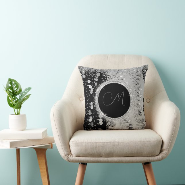 Monogram Black und Silver Sinti und Roma Scarf Kissen (Stuhl )