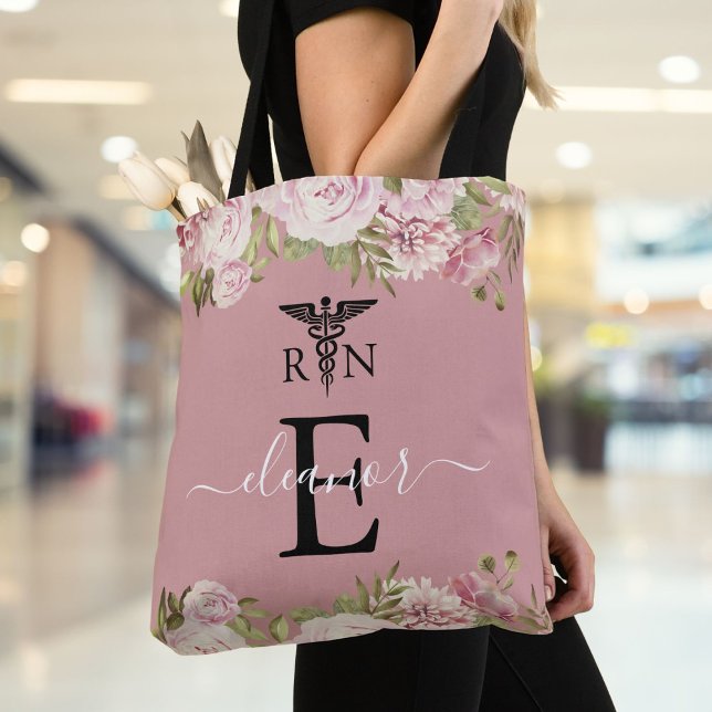 Monogram Blush Floral Registered Nured Abschluss (Monogram Blush Floral Registered Nurse Graduation Tote Bag)