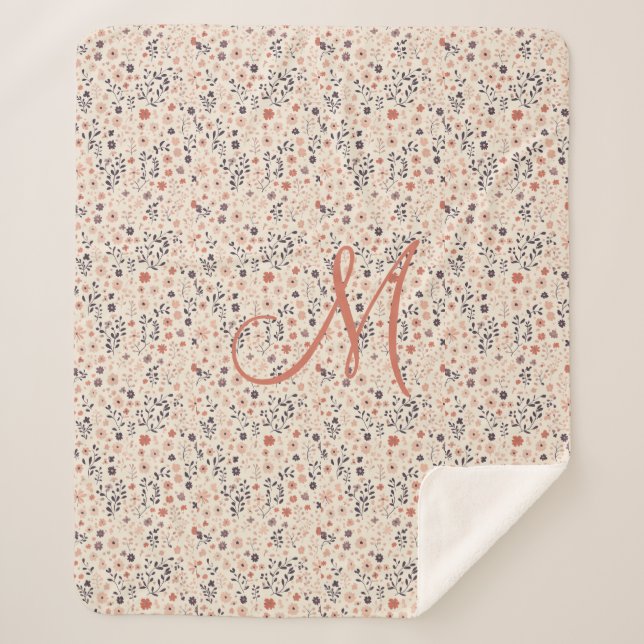 Monogram Blush Pink Boho Lila Coral Wildblumen Sherpadecke (Vorderseite)