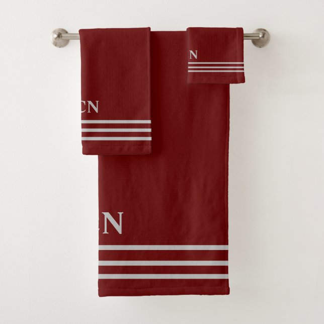 Monogram Burgundy Dark Red Light Gray Strichen Badhandtuch Set (Insitu)