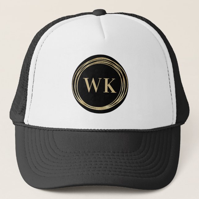 Monogram Business Logo Black Gold Truckerkappe (Vorderseite)