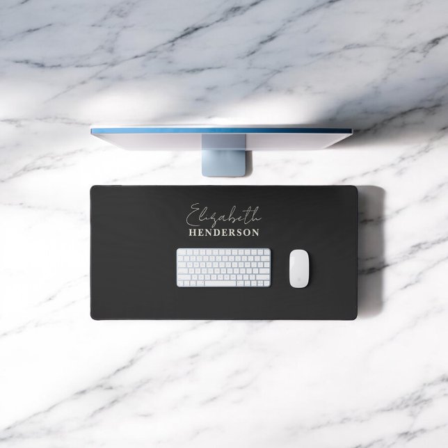 Monogram Calligraphy Girly Black Schreibtischunterlage (Von Creator hochgeladen)