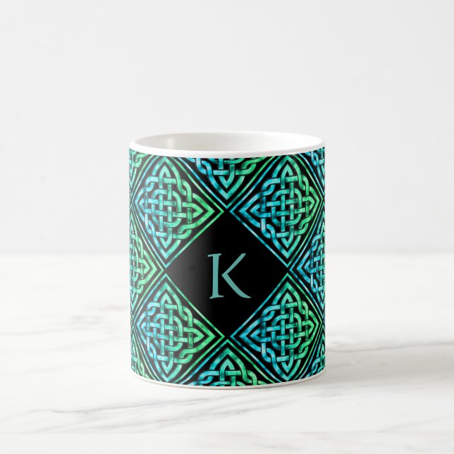 Monogram Celtic Knot - Blue Green Tasse (Mittel)