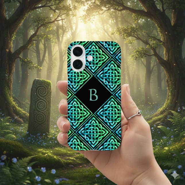Monogram Celtic Knot iPhone 16 Fall Case-Mate iPhone Hülle (Mystical Celtic design meets modern tech. Your initial, your style. )