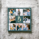 Monogram Chic Multi Foto Aquamarin Foliendrucke<br><div class="desc">Fügen Sie Ihrer Wohngestaltung eine Touch Eleganz mit unserem personalisierten quadratischen Folienprint hinzu. Dieses exquisite Stück besticht durch eine Foto-Collage aus 6 quadratischen Fotos, die perfekt eingerichtet ist, um Ihre Lieblingsstifte zu präsentieren. In der Mitte des Drucks personalisieren Sie Ihr Monogramm in einem dekorativen, Vintagen Schriftart, gerendert in echte Folie,...</div>