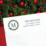 Monogram Christmas Wreath<br><div class="desc">Festliches Weihnachtsrücksendesiegel mit einem grünen Blattkranz,  der Ihr erstes Set auf klassisch weißem Hintergrund umrahmt.</div>