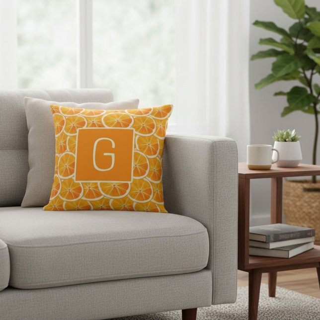Monogram Citrus Orange Slice Throw Pillow Kissen (Von Creator hochgeladen)