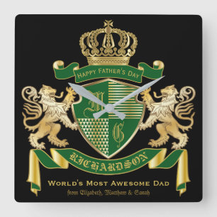 Monogram Coat of Arms Green Gold Lion Crown Emblem Quadratische Wanduhr