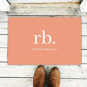 Monogram Coral Peach Elegante Feminine Minimalisti Fußmatte