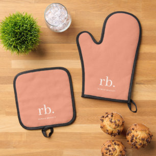 Monogram Coral Peach Elegante Feminine Minimalisti Ofenhandschuh & Topflappen-Set