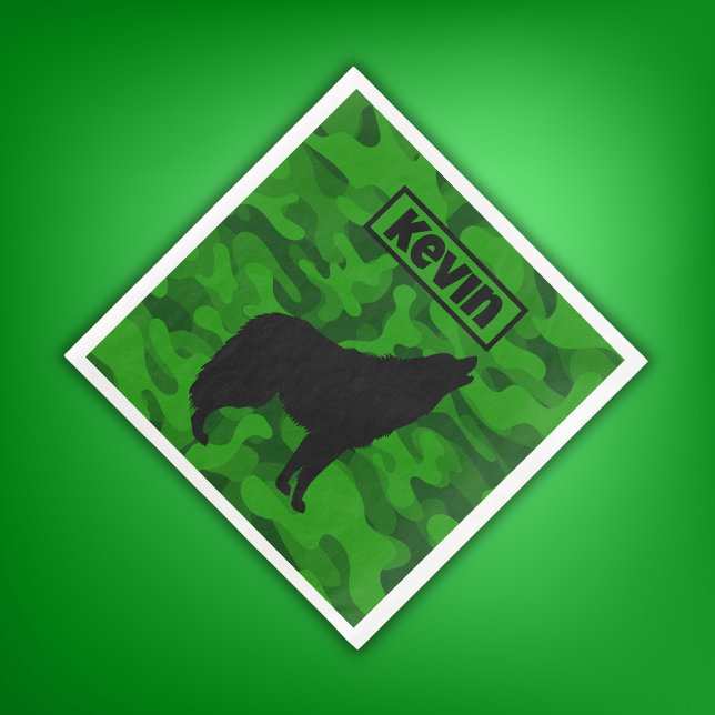Monogram der modernen grünen Camouflage Black Wolf Serviette (Von Creator hochgeladen)