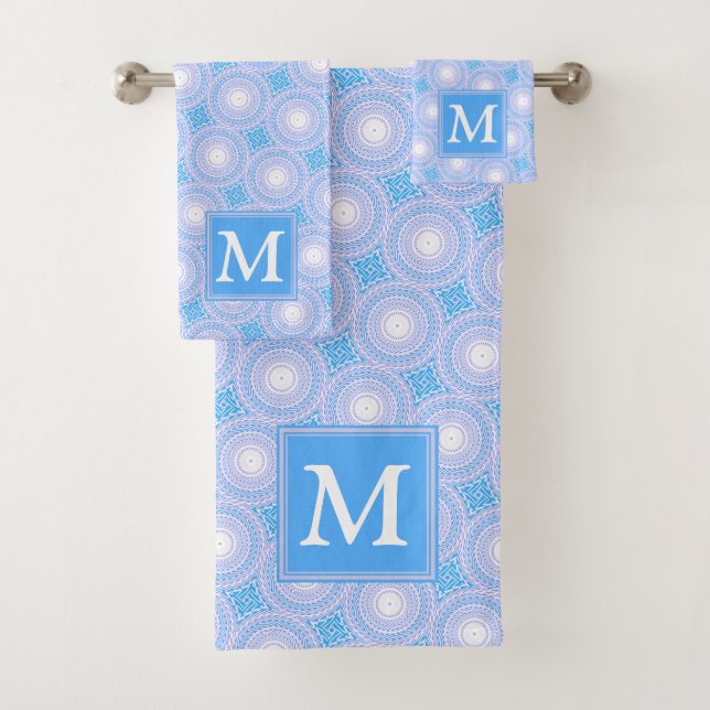 Monogram Electric Blue Circles pattern Badhandtuch Set (Insitu)