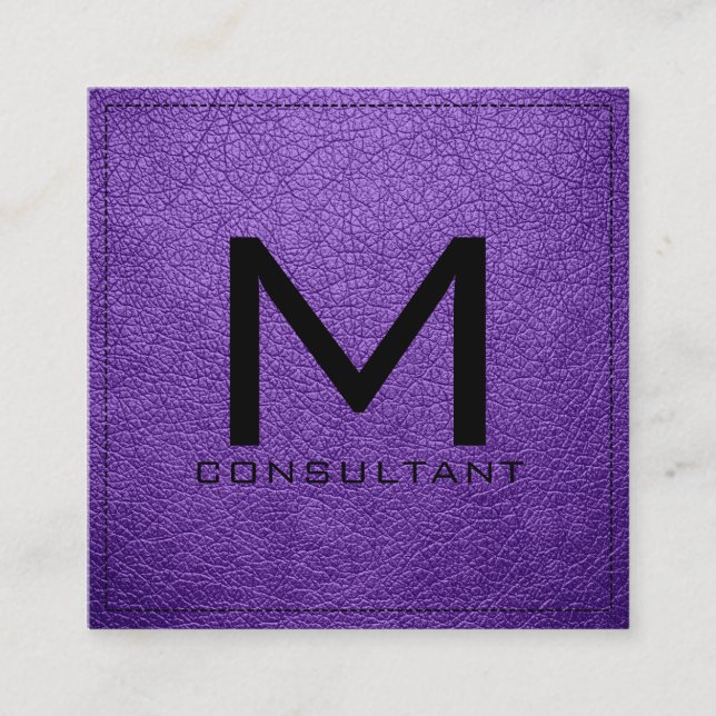 Monogram Elegant Modern Amethyst Leather Quadratische Visitenkarte (Vorderseite)
