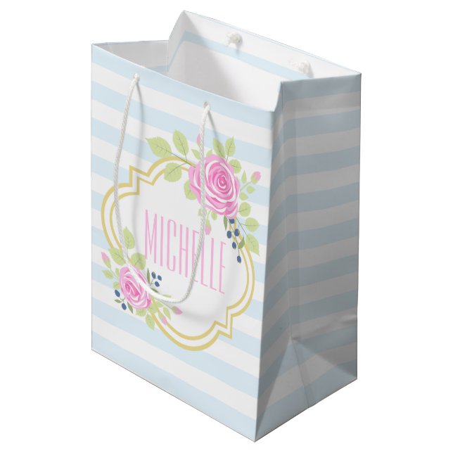 Monogram Extravagante Rose Blueberry-Geschenktasch Mittlere Geschenktüte (Vorderseite Schrägansicht)