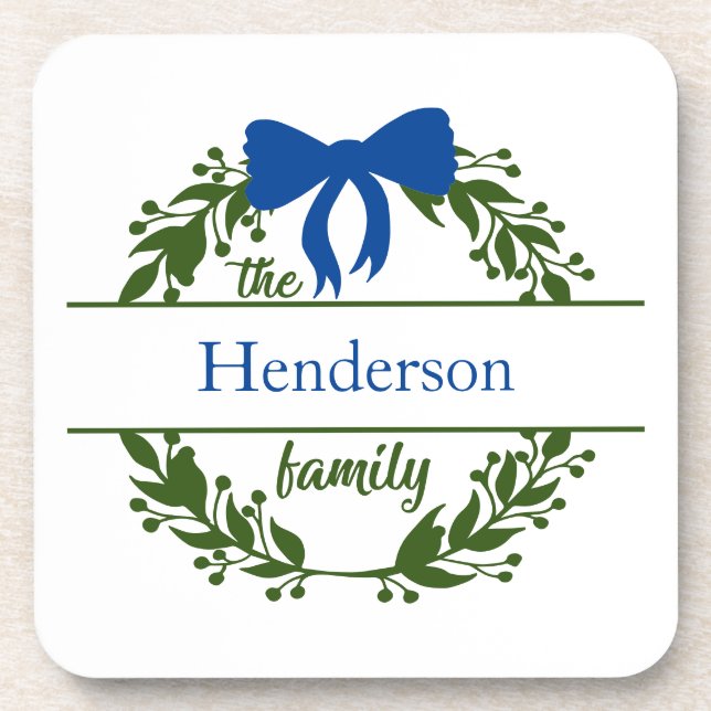 Monogram Family Name Green Wreath Blue Bow Getränkeuntersetzer (Vorderseite)