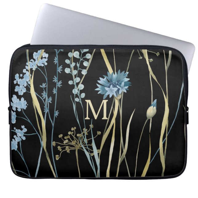 Monogram Floral Light Blue & Gold auf Black Laptopschutzhülle (Vorderseite)