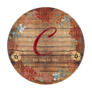 Monogram Floral Wreath on Barn Wood Schneidebrett