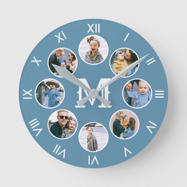 Monogram Foto Collage Roman Numbers Blue Runde Wanduhr (Vorderseite)