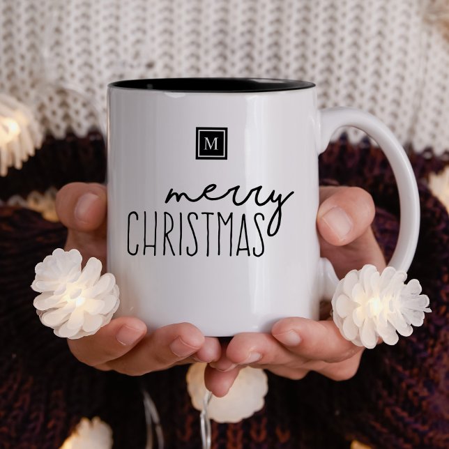 Monogram Frohe Weihnachten Modern Zweifarbige Tasse (Merry Christmas Holiday motivation quote in modern typography with a simple monogram.)