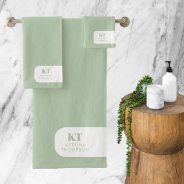 Monogram für moderne Minimalistisch Sage Green Ini Badhandtuch Set