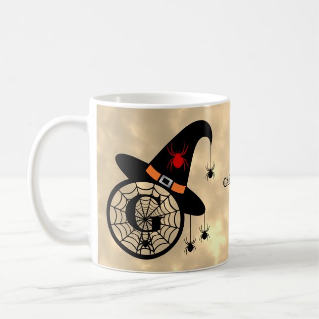 Monogram G Halloween Sky Hexenspinnen Name Kaffeetasse (Links)