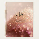Monogram Glitzer Planner Planer<br><div class="desc">Glitzer,  Monogram kundenspezifischer Planer. Editieren Sie Ihr Produkt in wenigen Minuten. Sie können Schriftart/Größe/Farbe und Position mit "weiter personalisieren" ändern.</div>
