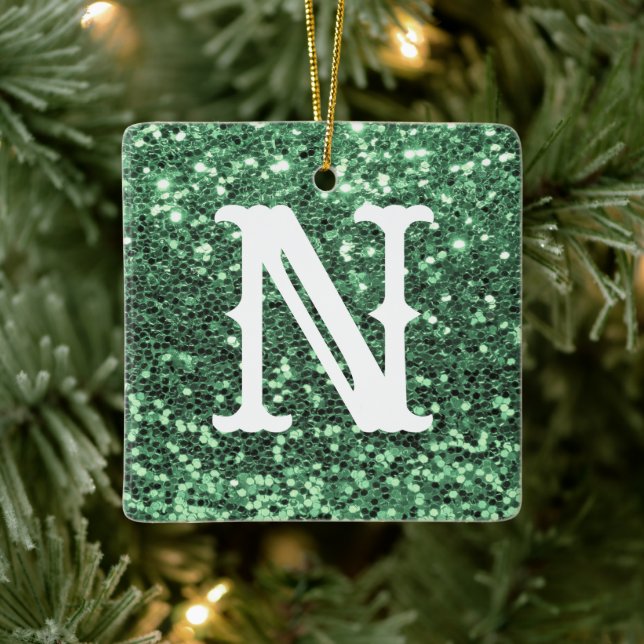 Monogram Green Glitzer Metallic Weihnachtsfeiertag Keramikornament (Baum)