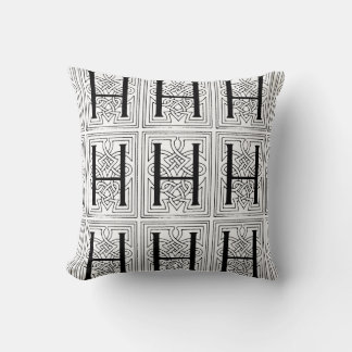 Monogram H Initial Black and White Scroll Pattern Kissen