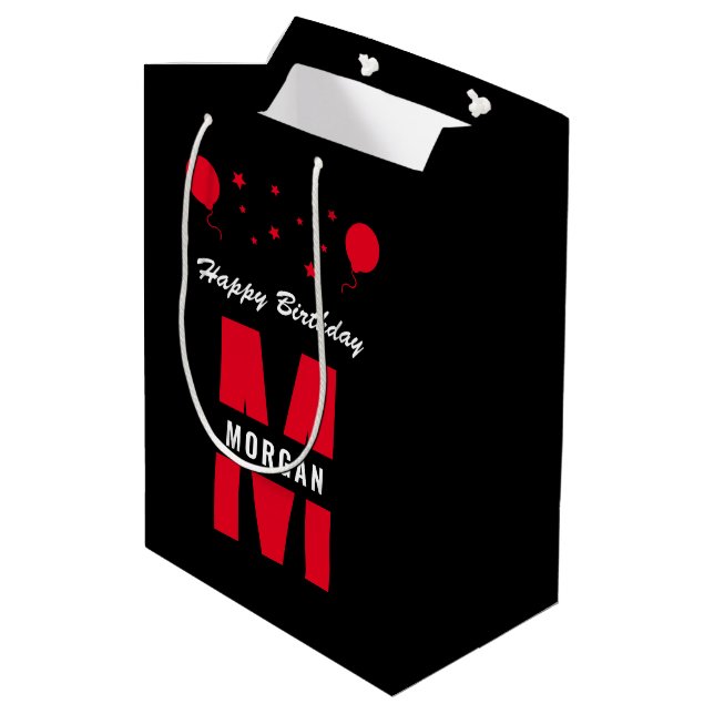 Monogram Happy Birthday Jegliches Alter Schwarz-we Mittlere Geschenktüte (Rückseite Schrägansicht)