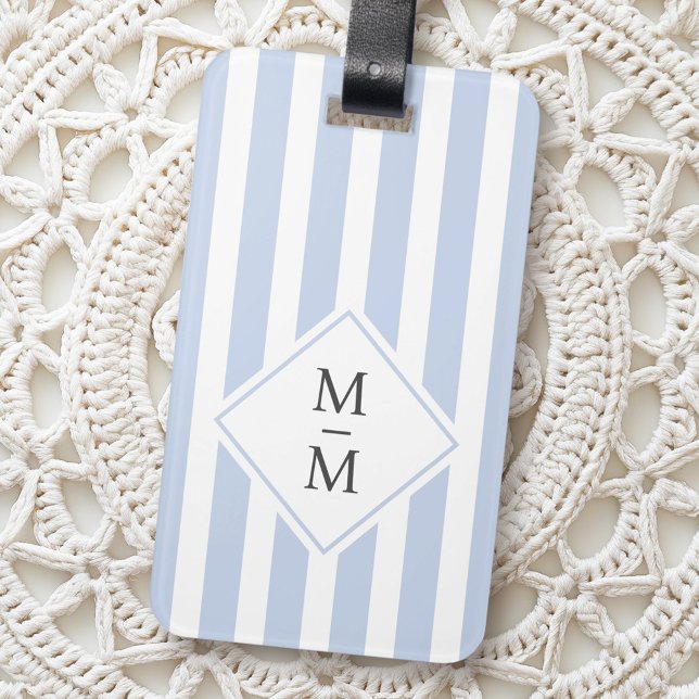 Monogram Initialen staubige hellblaue Streifen Gepäckanhänger (Monogram initials dusty light blue white stripes luggage tag)